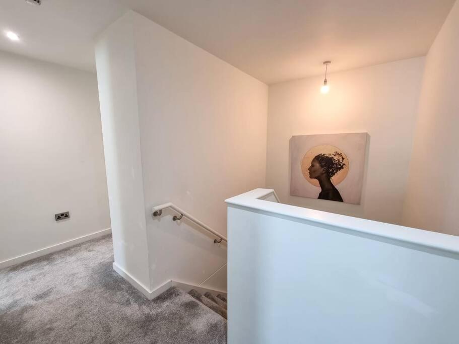 Luxury City Centre Townhouse With Parking Manchester Zewnętrze zdjęcie
