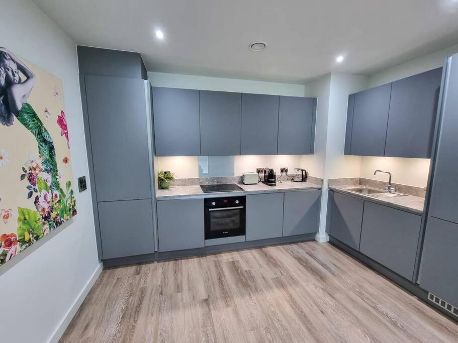 Luxury City Centre Townhouse With Parking Manchester Zewnętrze zdjęcie